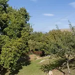 Garda View For Groups 4br, 3 Baths, Garden & Bbq San Zeno di Montagna