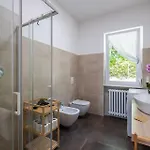 Villa Garda View For Groups 4br, 3 Baths, Garden & Bbq *
