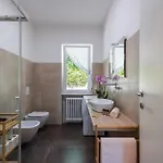 Villa Garda View For Groups 4br, 3 Baths, Garden & Bbq