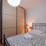 Garda View For Groups 4br, 3 Baths, Garden & Bbq Villa San Zeno di Montagna