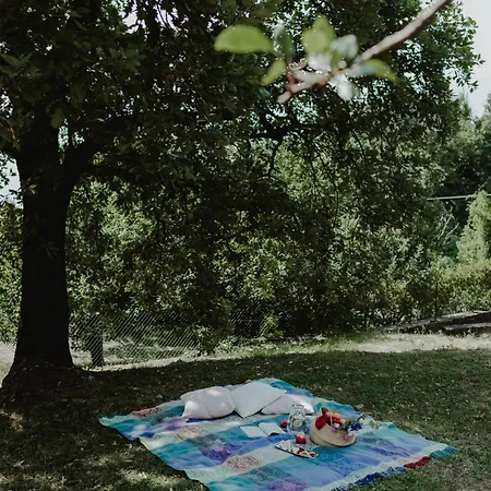 Garda View For Groups 4br, 3 Baths, Garden & Bbq San Zeno di Montagna
