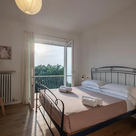 Villa Garda View For Groups 4br, 3 Baths, Garden & Bbq *