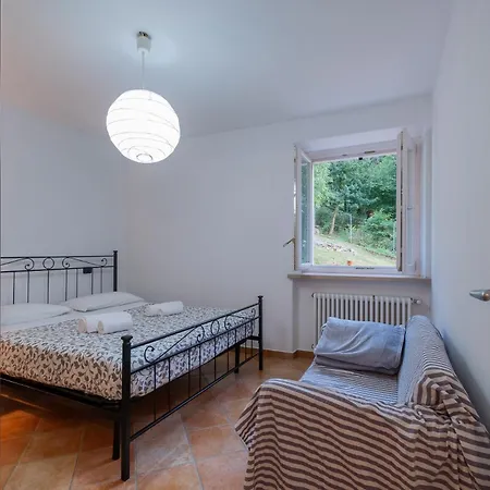 Garda Panorama With Garden & Bbq