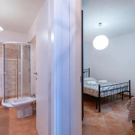 Garda View For Groups 4br, 3 Baths, Garden & Bbq Villa San Zeno di Montagna